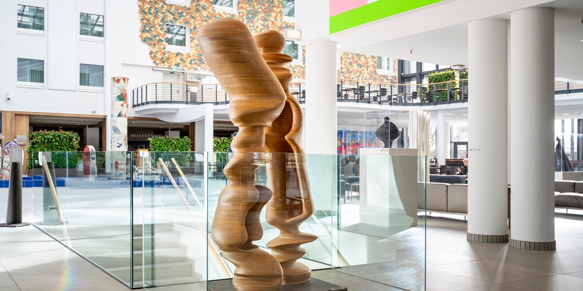 Art figure from Tony Cragg