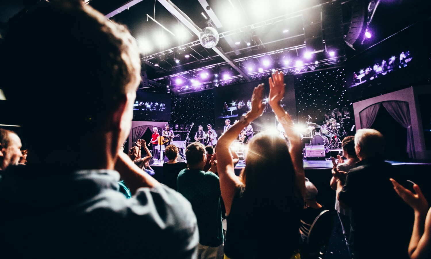 Standing Ovations im Estrel Showtheater