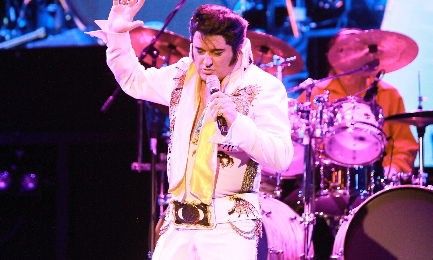 Grahame Patrick als Elvis Presley aus "Elvis - Das Musical" im Estrel Berlin