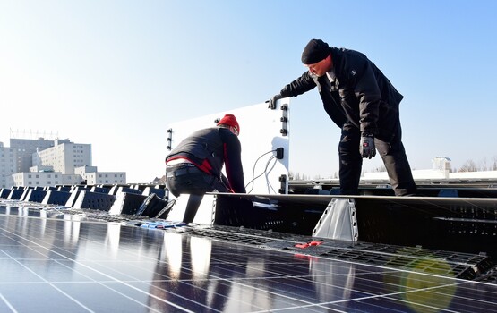 Solar system on the rooftop of the Estrel Congress Center