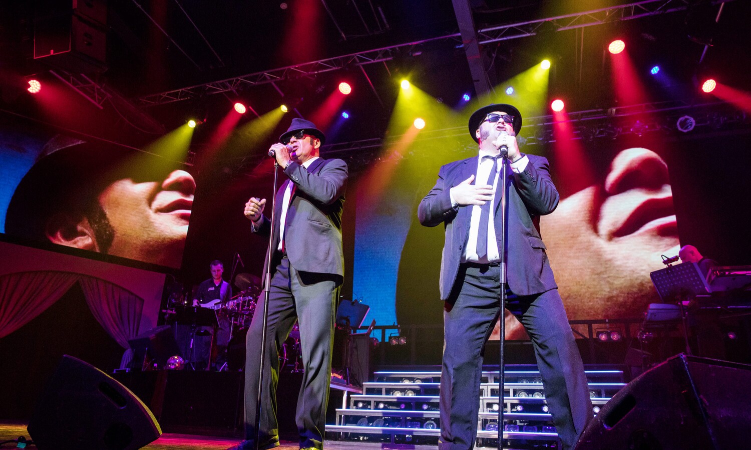 Darsteller der Show "I´m a Soulman - A Tribute to the Blues Brothers" im Estrel Berlin