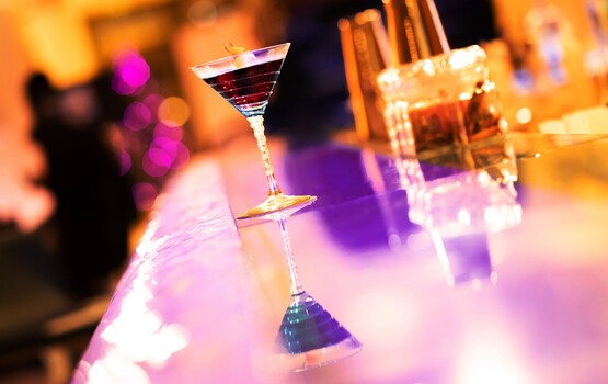 Kombinieren Sie Ihren Showbesuch mit einem Cocktail